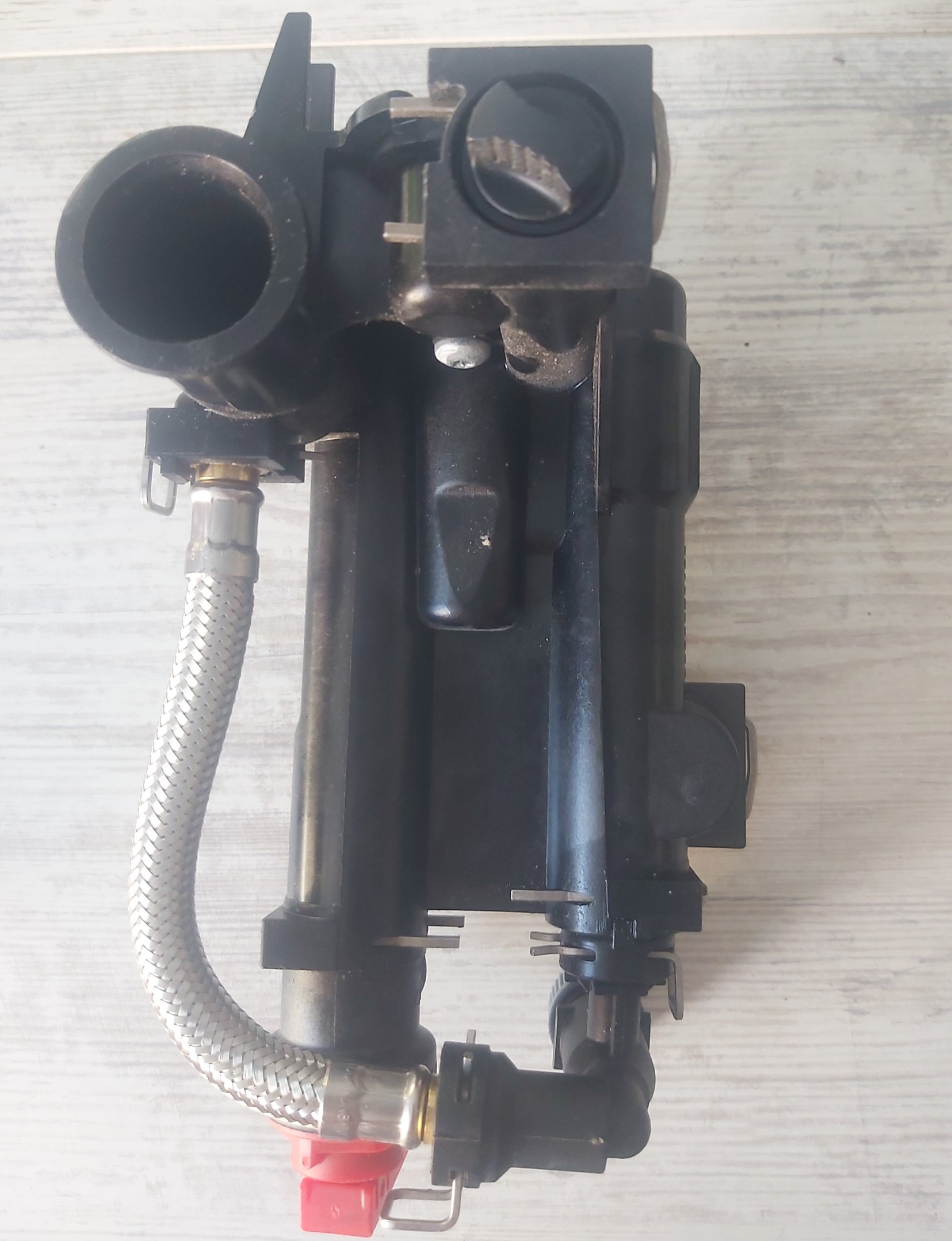 SOL BLOK DEMİRDÖKÜM ADEMİX