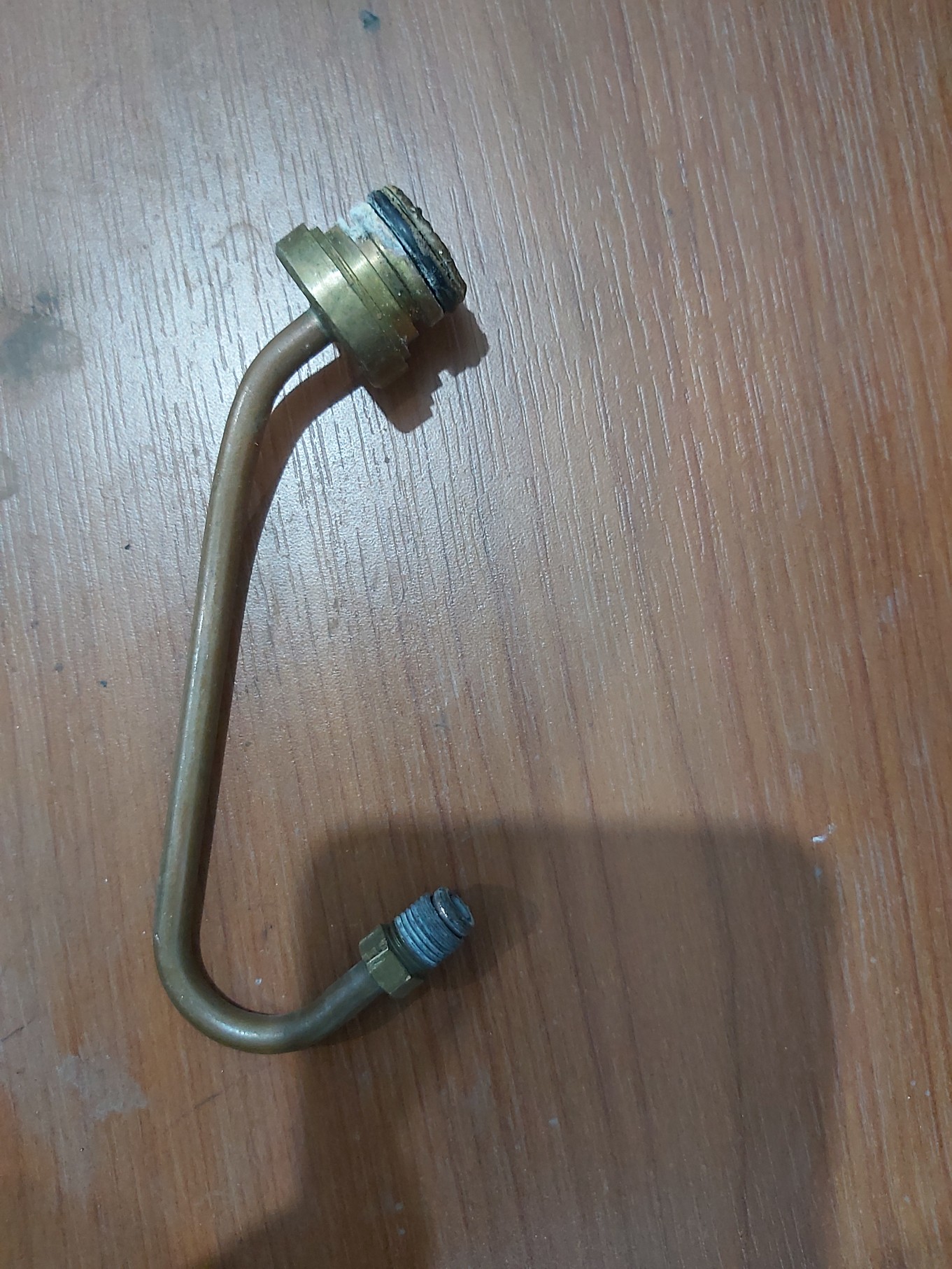 KOMBİ BAĞLANTI BORUSU BUDERUS GB022